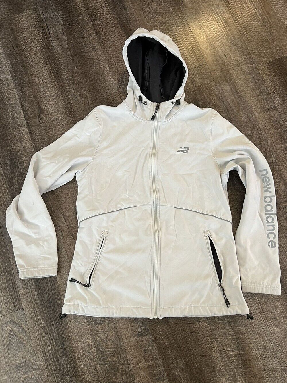 New Balance Jacket Women’s Size Medium Hooded Windbreaker